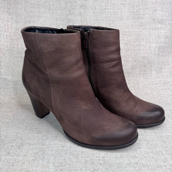 Ecco Jaffna brown leather heeled boots booties size 39 (8-8.5) side zip casual - Picture 1 of 10